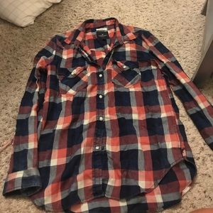 American Eagle boyfriend fit women's flannel
