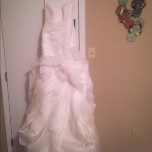 VERA WANG WHITE COLLECTION WEDDING DRESS