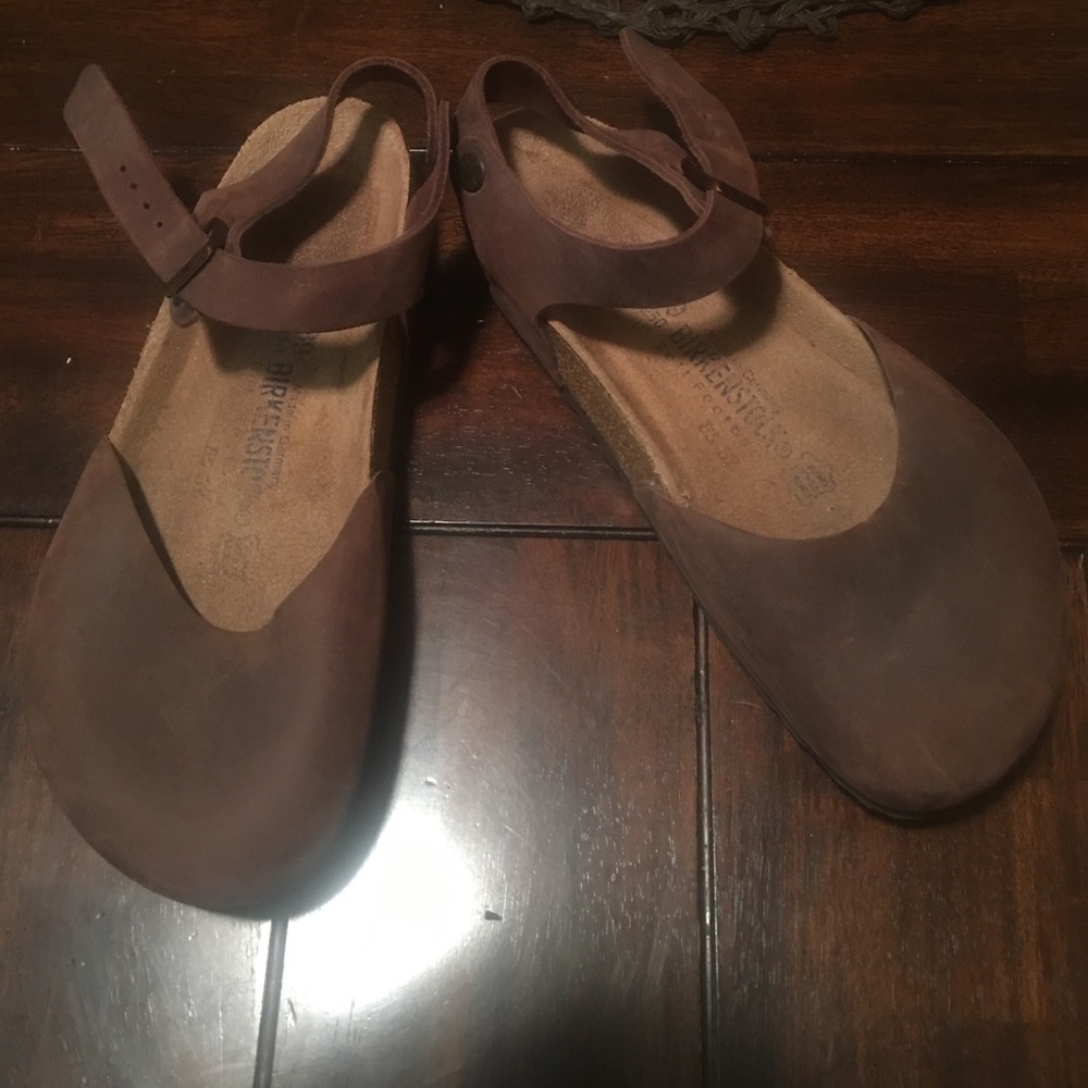 Beautiful Birkenstock Back Strap Clogs.Worn Twice.