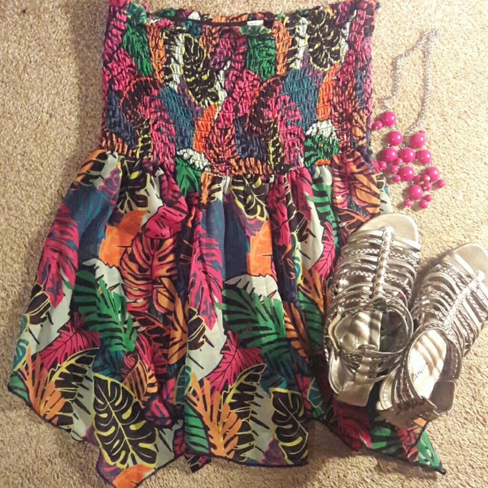 Cute top...multi colored