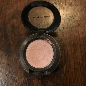 Mac eye shadow