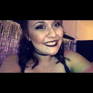 Meet your Posher, Ashlyn