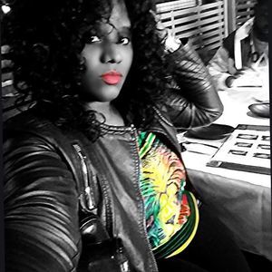 Meet your Posher, Fallon