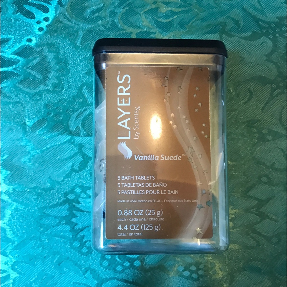 Disc. Scentsy Layers Bath Tabs (pack of 4 tablets)