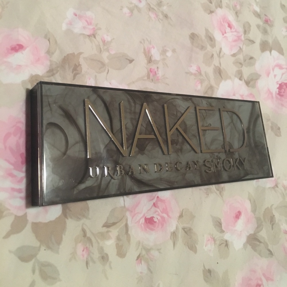 Brand new Naked smoky Palet