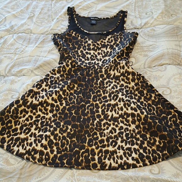 Worn twice - Picture 1 of 1