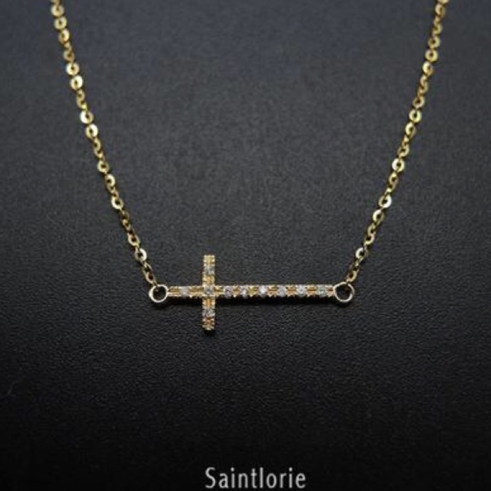 0.035 Carat Diamond Cross Necklace