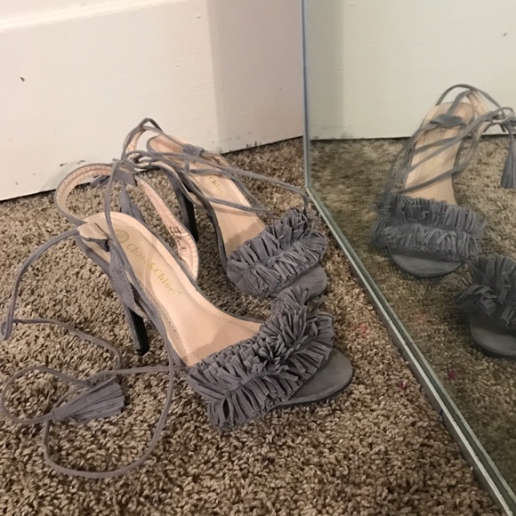 chase&Chloe Shoes - Strappy tie around ankle pumps