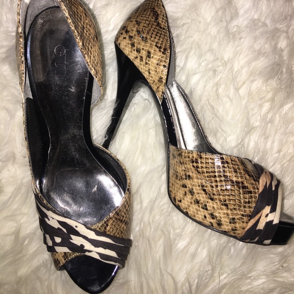 Snakeskin and Animal Print Guess Heels - Picture 1 of 2