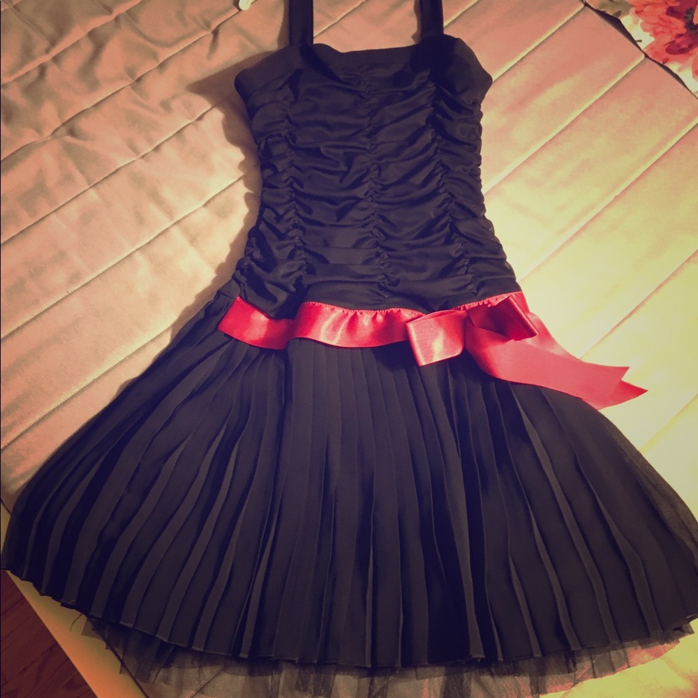 Beautiful Black Cocktail Dress