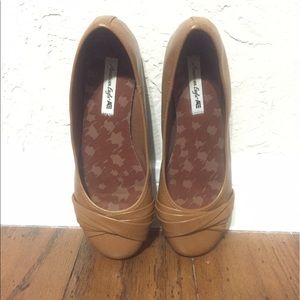 American Eagle Brown Flats