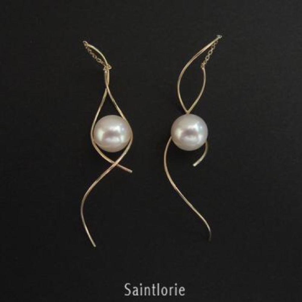 8-8.5mm Akoya Pearl Drop Earrings