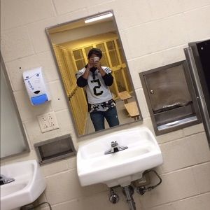 Meet your Posher, Elliott