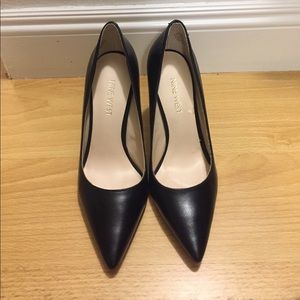 Black Nine West Jackpot Pointy Toe Pumps size 5.5