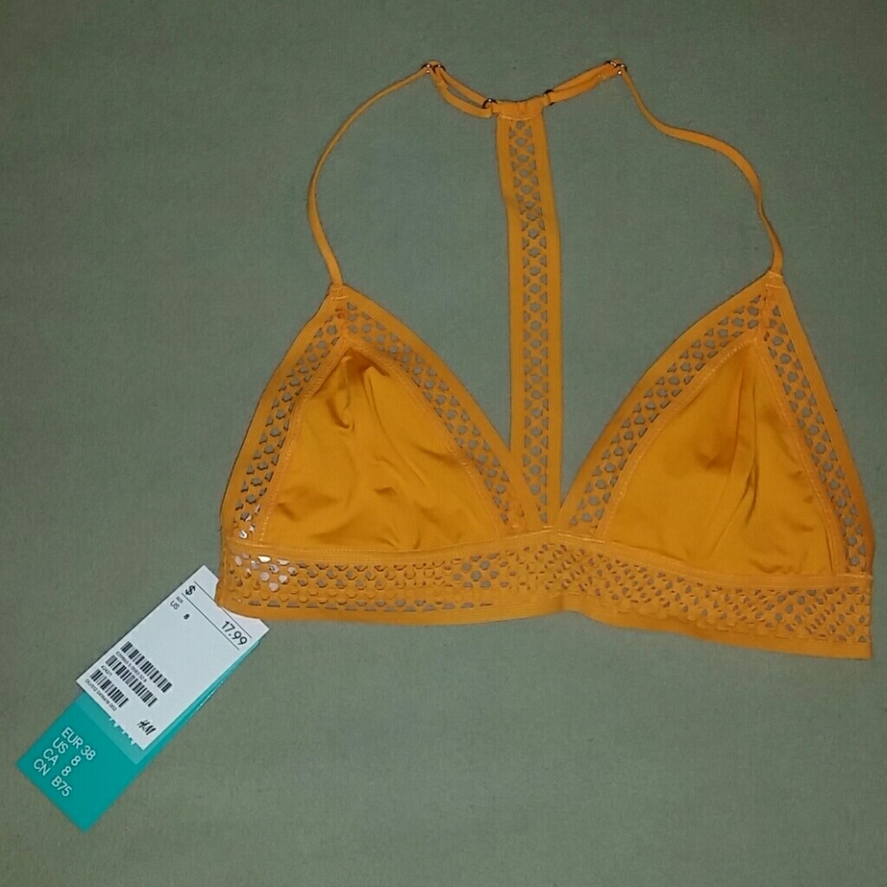NWT H&M Triangle Bikini Top