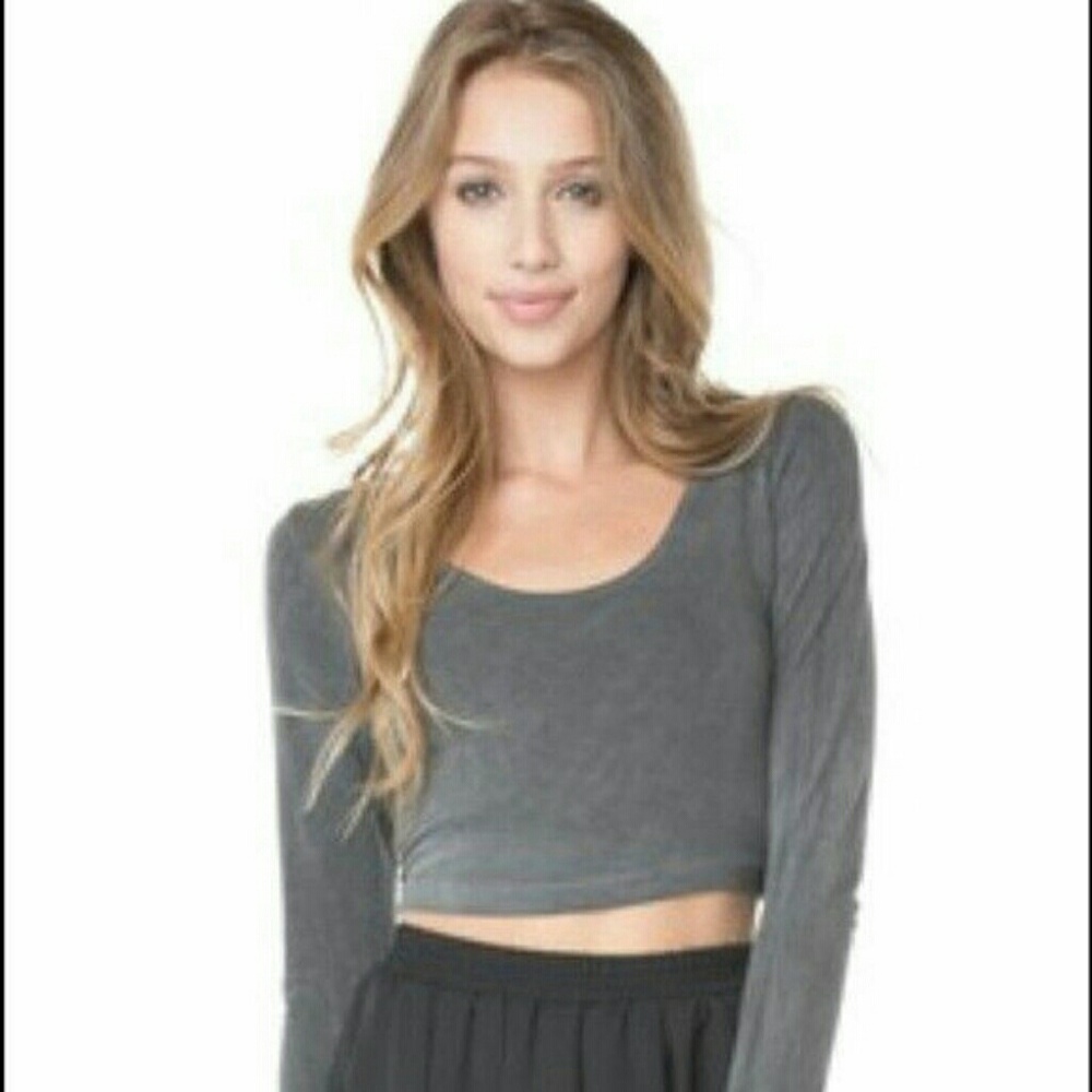 SOLD Brandy Melville Crop Top