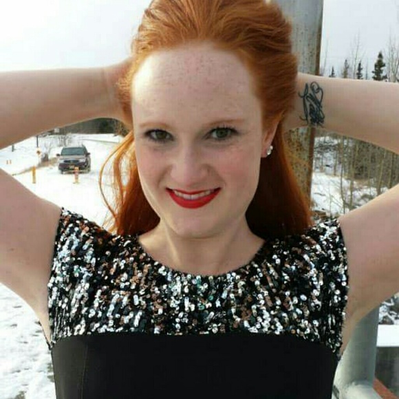 Worn Twice - Picture 3 of 4