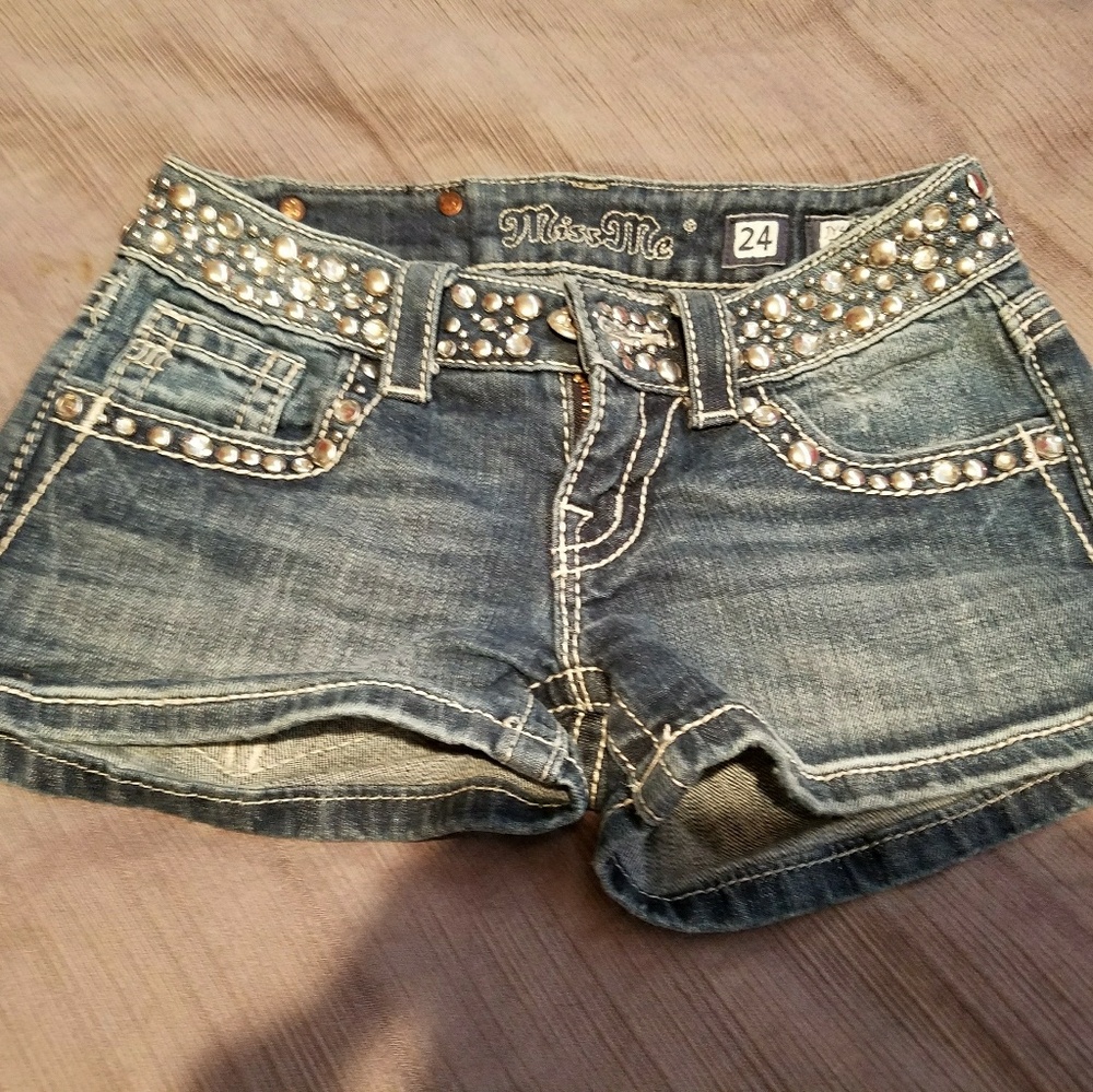 Miss Me Shorts
