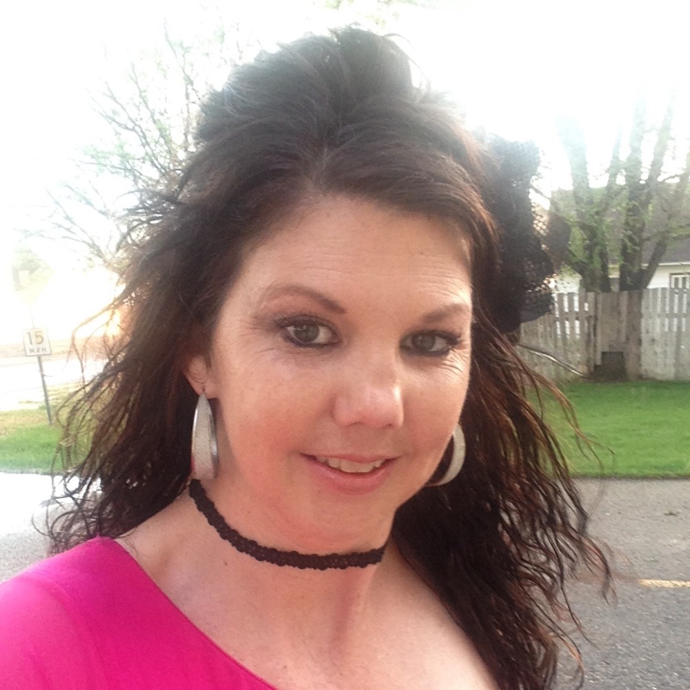 Meet your Posher, Angie