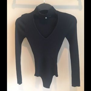 Black long sleeves body suit