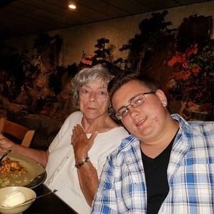 Meet your Posher, Lee