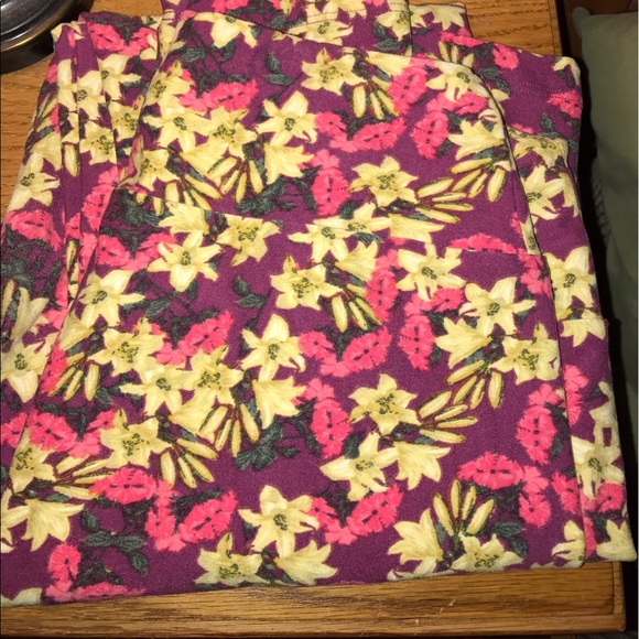 Lularoe Leggings - Picture 1 of 1