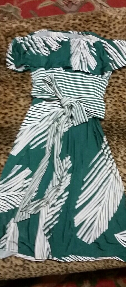 BCBG MAXAZIRA  Dress