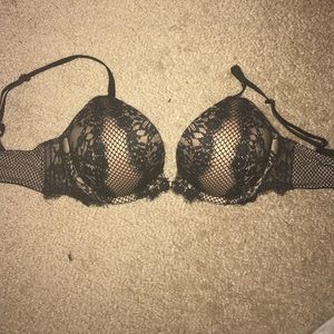 Very Sexy 34B VS Bra NEVER WORN