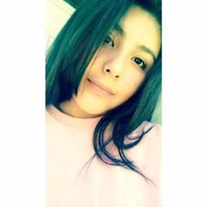 Meet your Posher, Nayeli