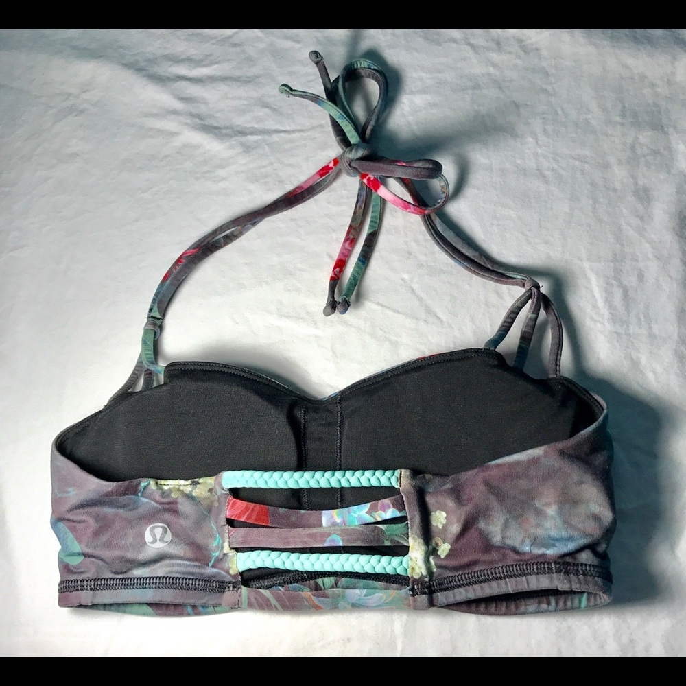 Lululemon sports bra/bathing suit top.Works 4 both
