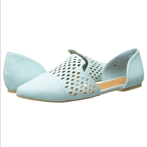 NIB Turquoise Ski Laser Cut Ballet Classic Flats - Picture 5 of 6