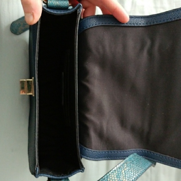 NWT Neiman Marcus crossbody - Picture 2 of 2
