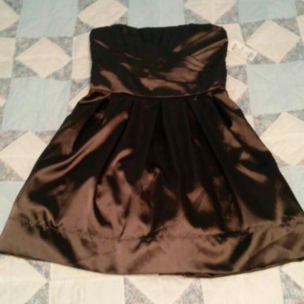 NWT Short Strapless Grey Dress