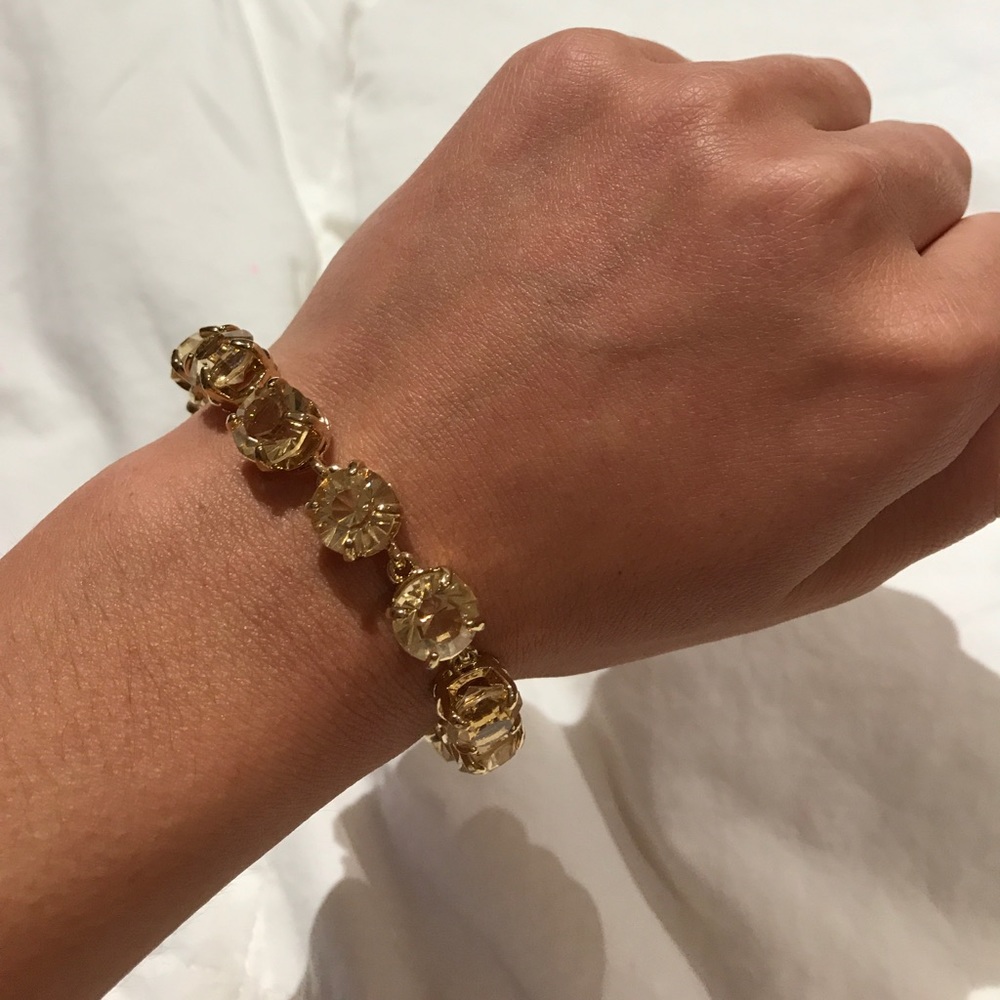Elegant Gold Bracelet