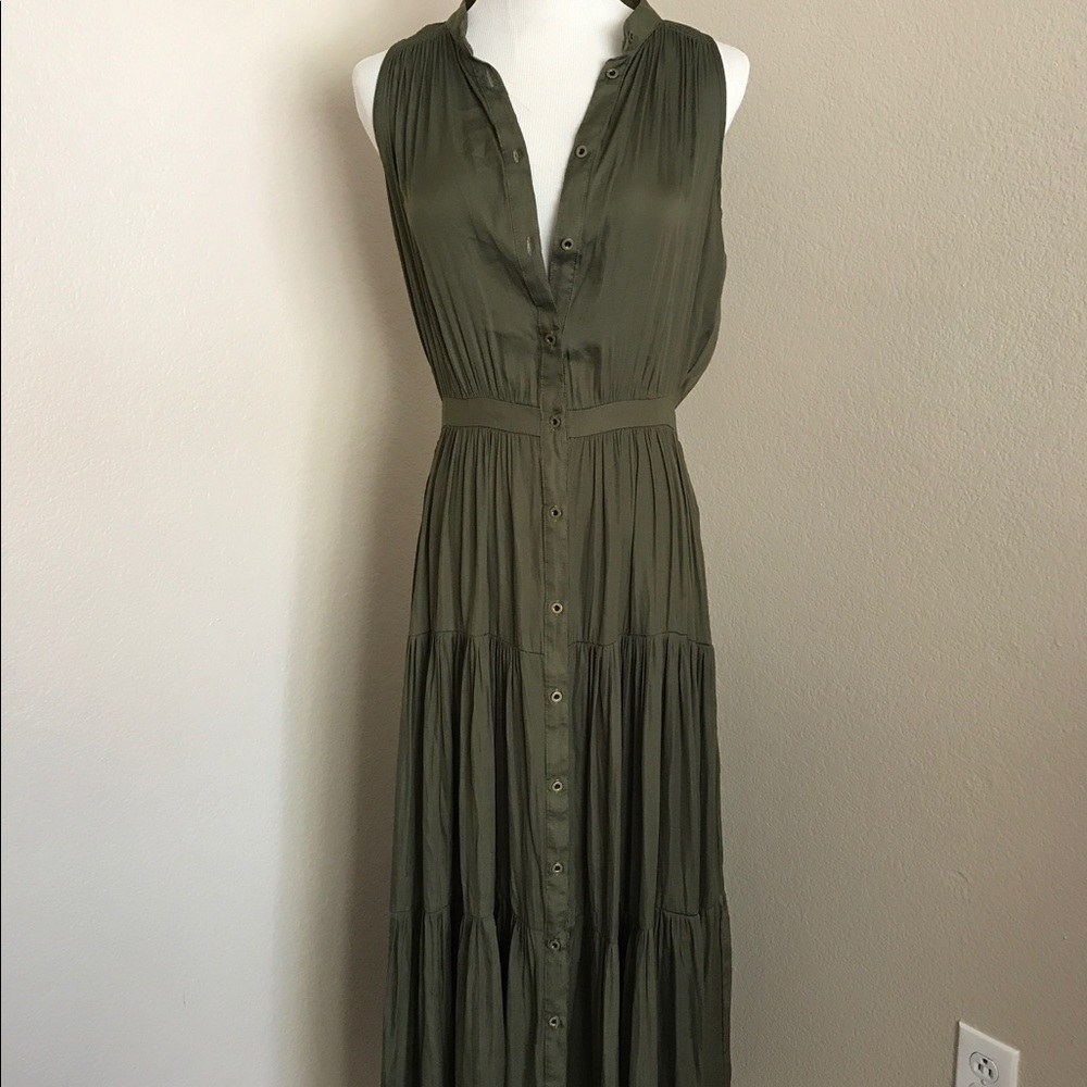 Banana Republic olive green maxi dress