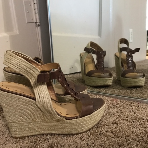 Nine West Shoes - 💗Nine West platform heels