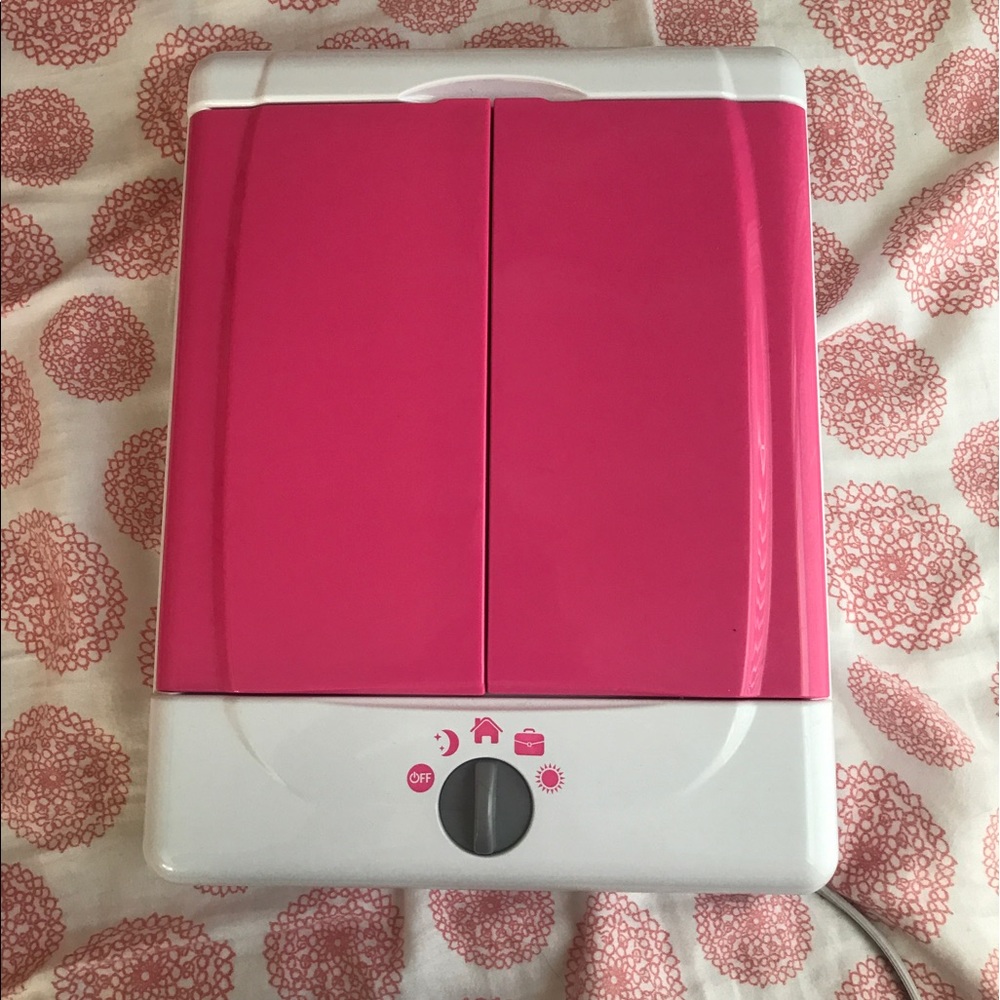 Conair pink tri gold light up mirror