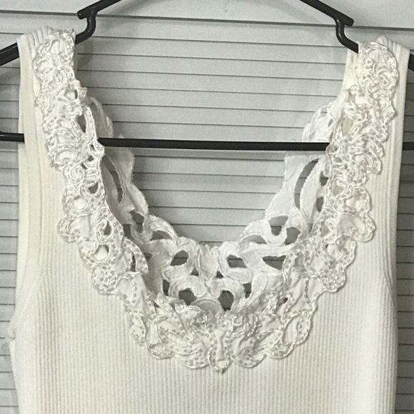 "Cache" So sexy gorgeous white sequined appliqué - Picture 3 of 4