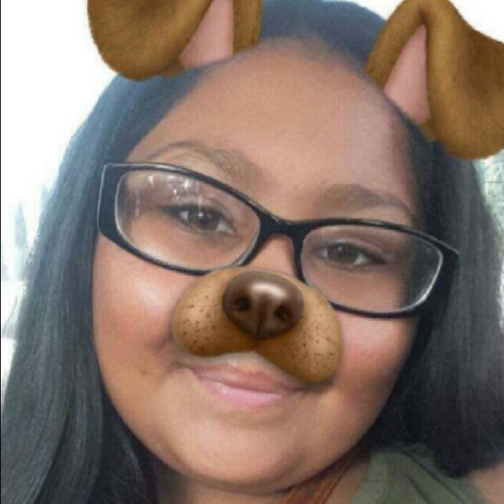 Meet your Posher, Alyssa