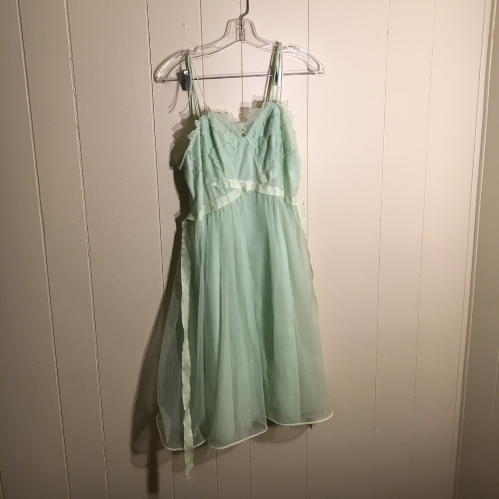 Vintage night gown wear as beautiful dress!!