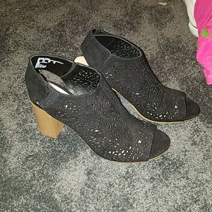 Block peep toe heels