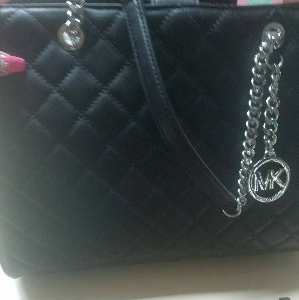 Michael Kors Authentic