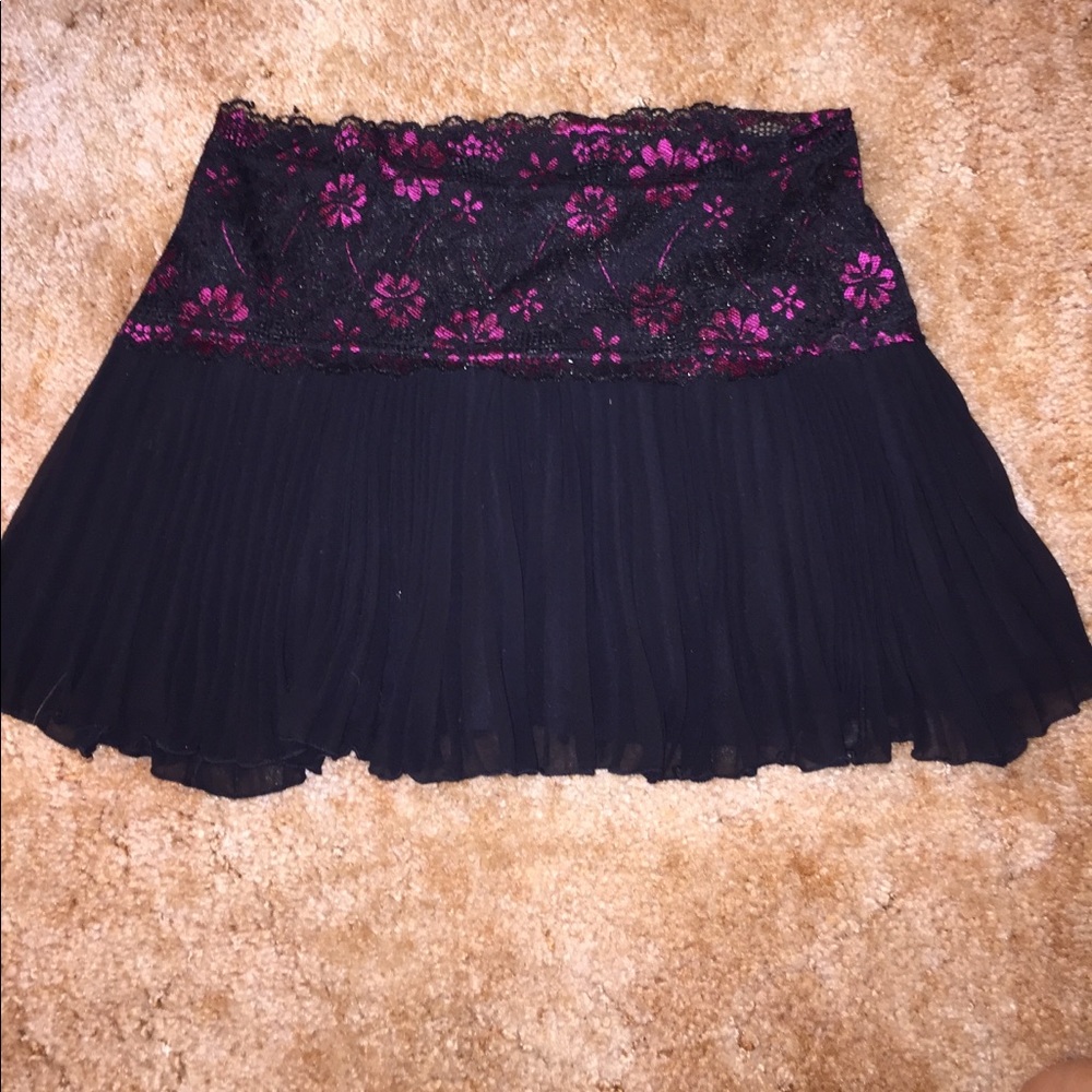Scandalous lace mini skirt