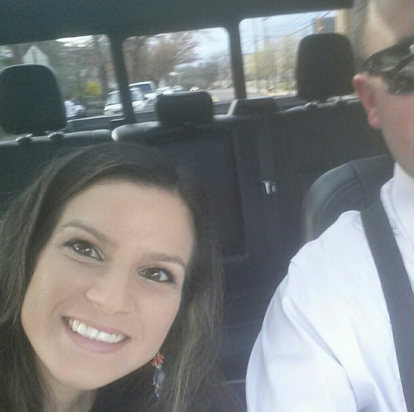 Meet your Posher, Lisa - Picture 2 of 4