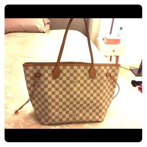 Classic Louis Vuitton Tote Bag - Great Condition!