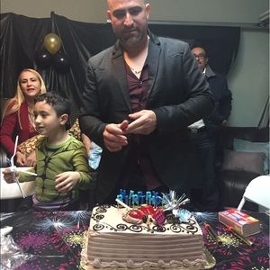 Meet your Posher, Jose