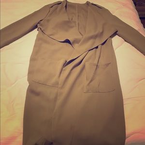 Khaki trench