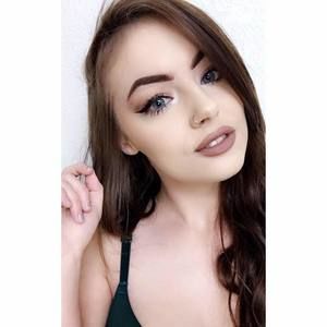 Meet your Posher, Mallory