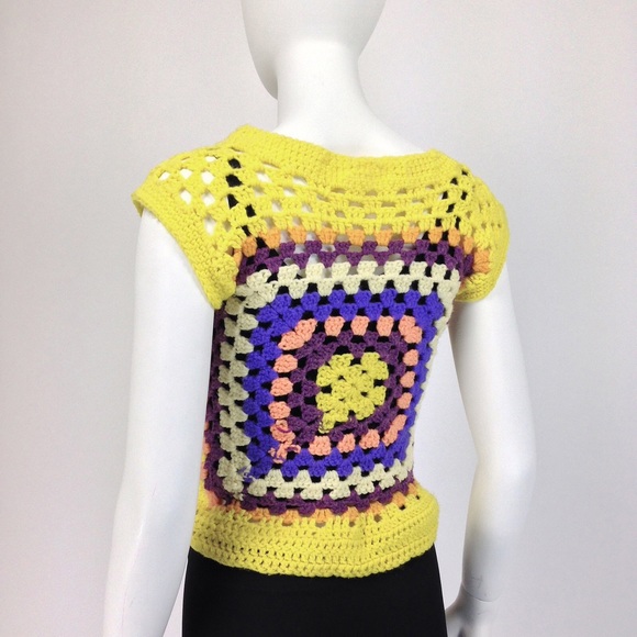 [SOLD]VINTAGE 70s CROCHET TOP Granny Square SWEATE - Picture 3 of 3