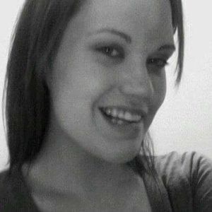 Meet your Posher, Caitlin